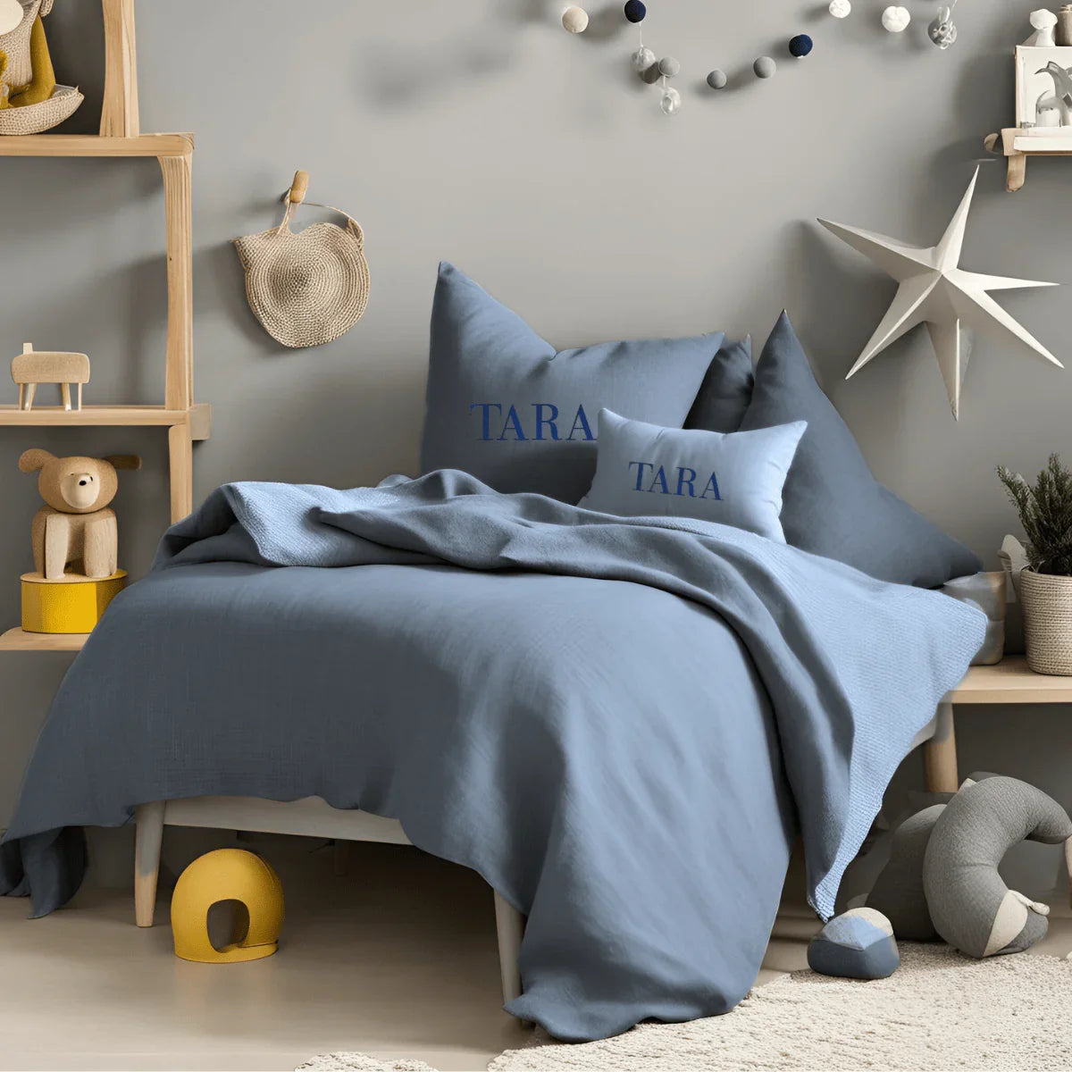 CUSHY TALE Ø2 - Lake Blue Personalized Playroom Pillow
