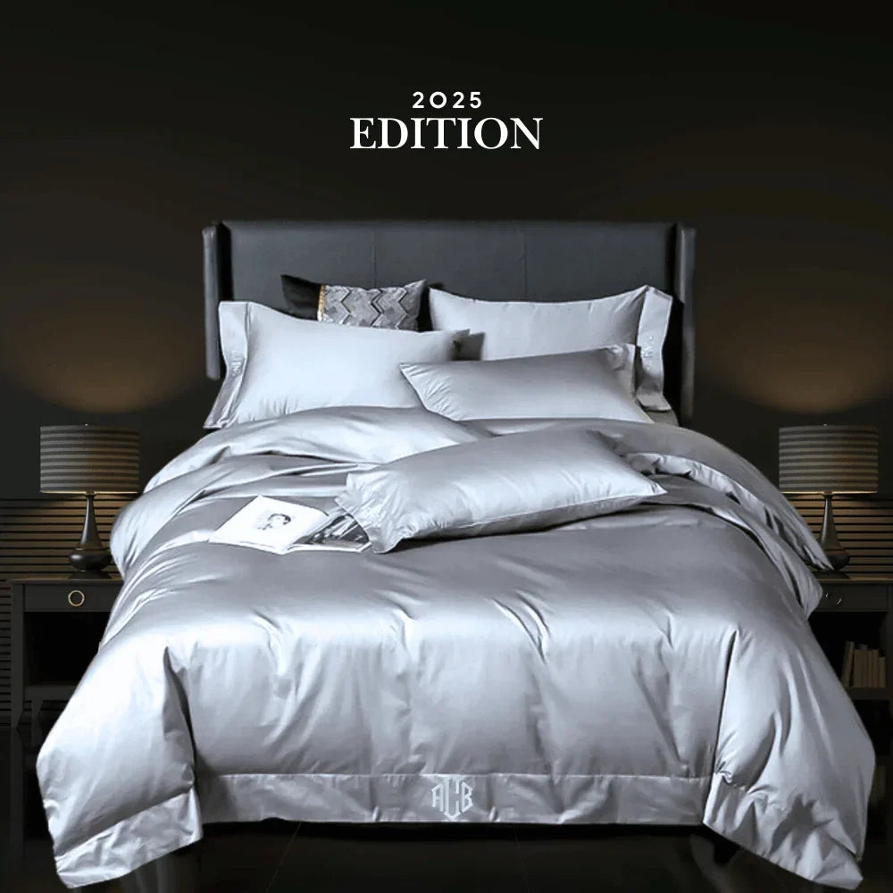 Egyptian Cotton Duvet Cover + 2 Monogram Pillowcases (Silver) - Châteaux IX