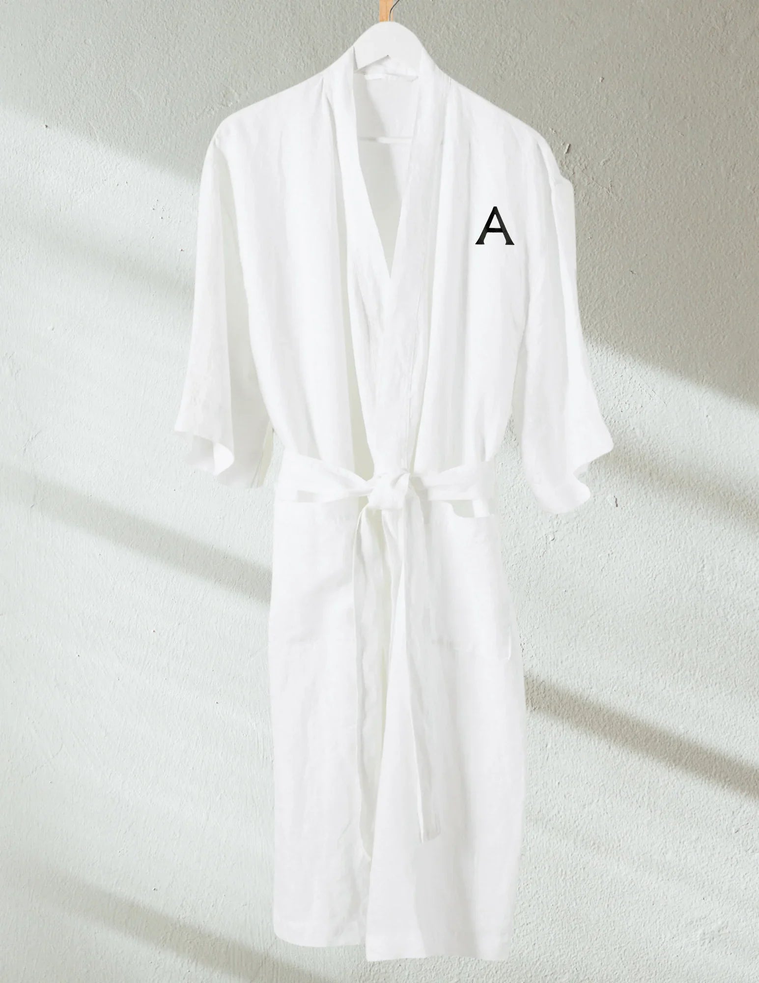 CUT Ø8 - MONOGRAMMED WHITE COTTON SATEEN ROBE