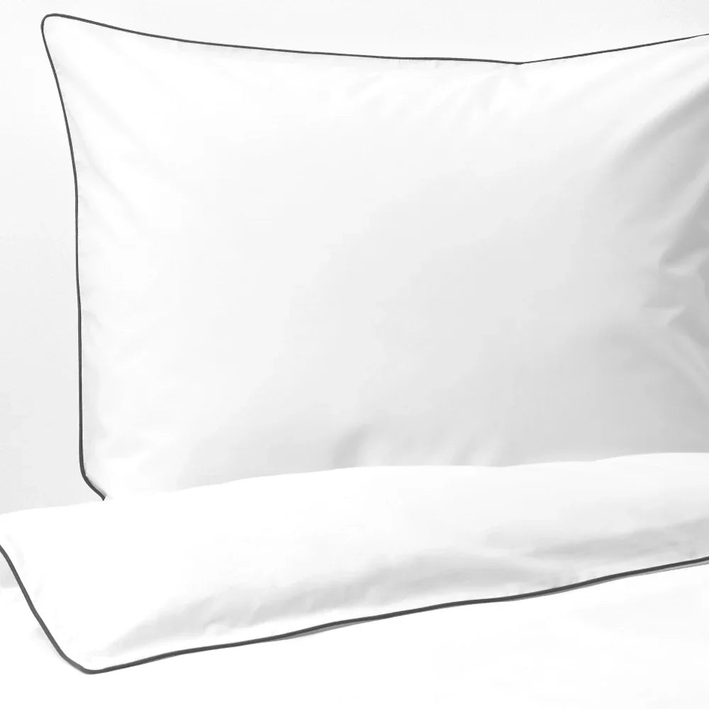 hotel style white sheet set India