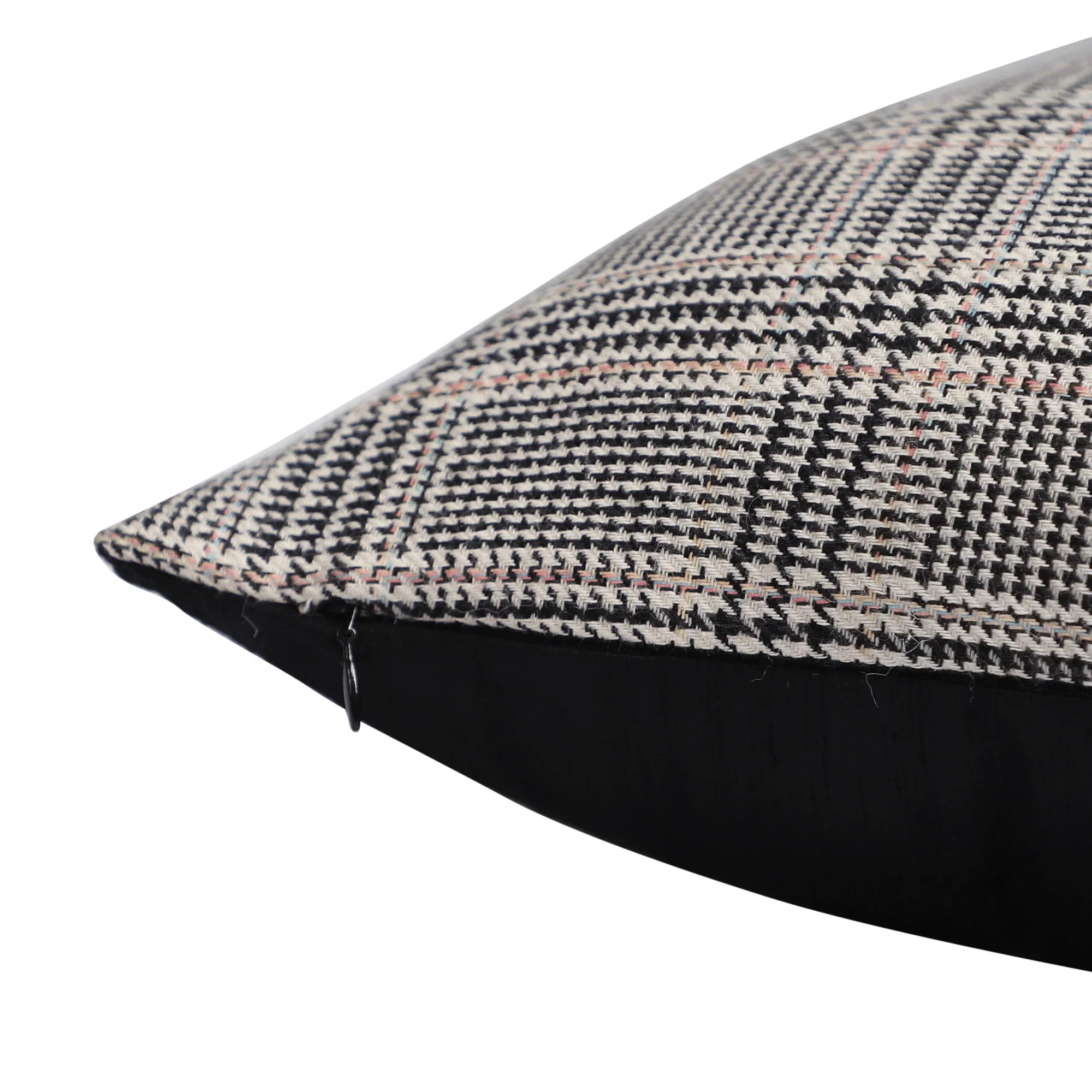 INDE N°2 - Monochromatic Silk Cushion