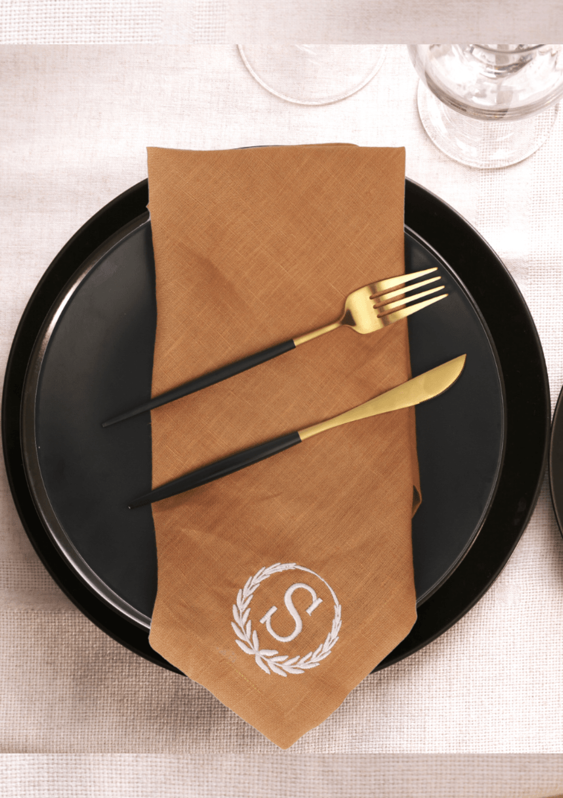 TABLE Ø6  - MONOGRAM TABLE NAPKIN [SET OF 2]