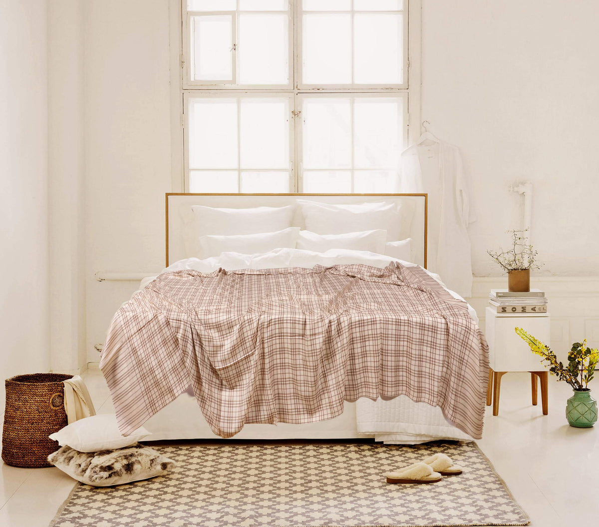 EDIT Ø3 - PURE CASHMERE CHECK COUCH SHAWL