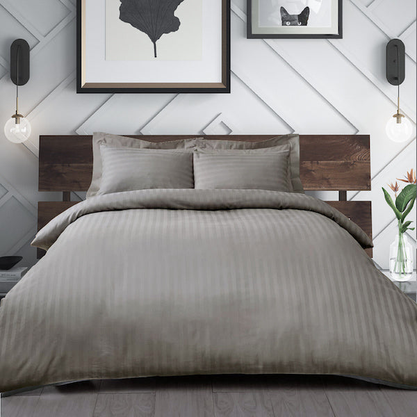 stripe bed sheets set India