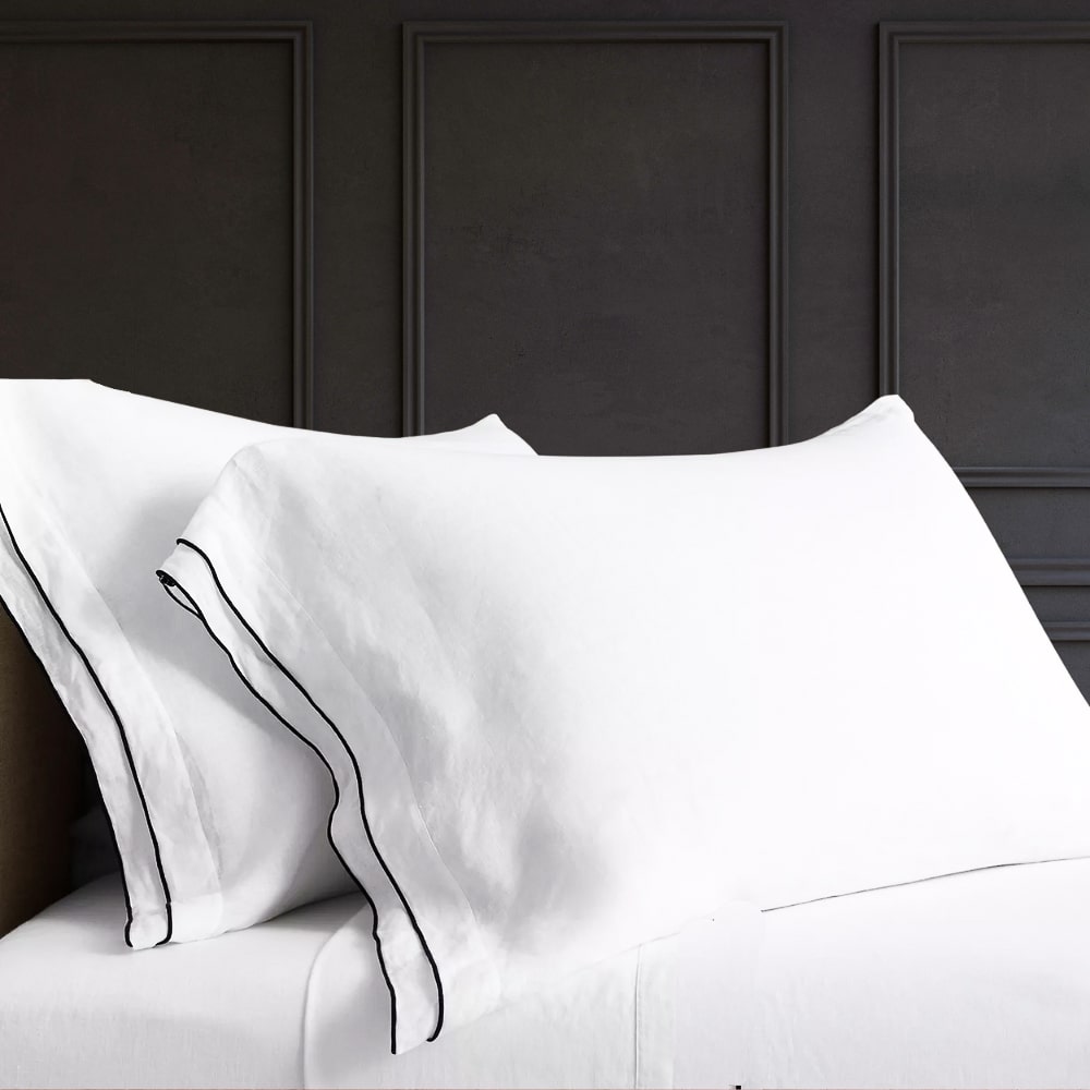 BLACK TIPPED  WHITE LINEN SHEET SET